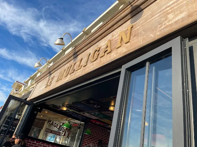 LE MULLIGAN - PUB & DETROIT PIZZA -