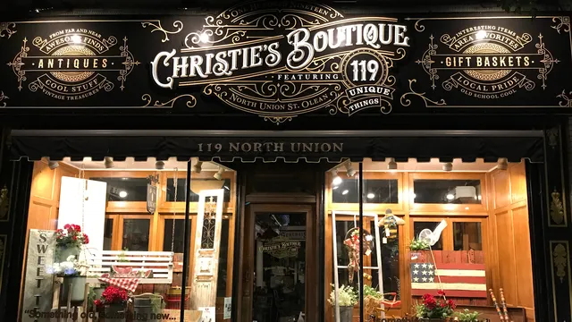 Christie's Boutique