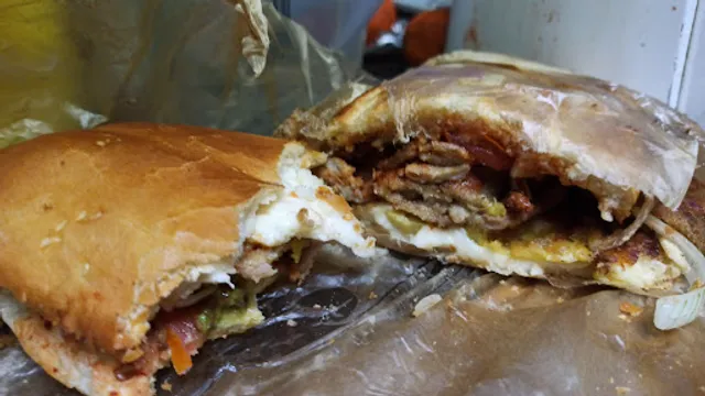 Tortas Gigantes EL COCHÉ