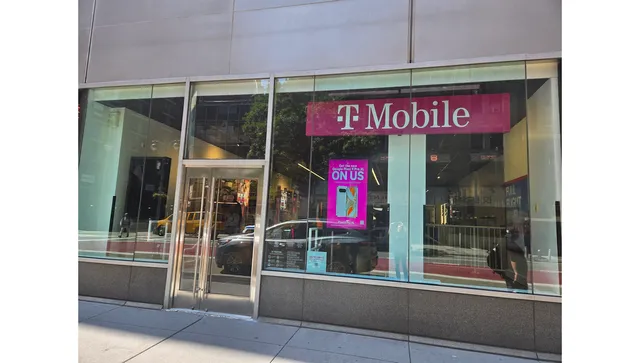 T-Mobile Experience Store