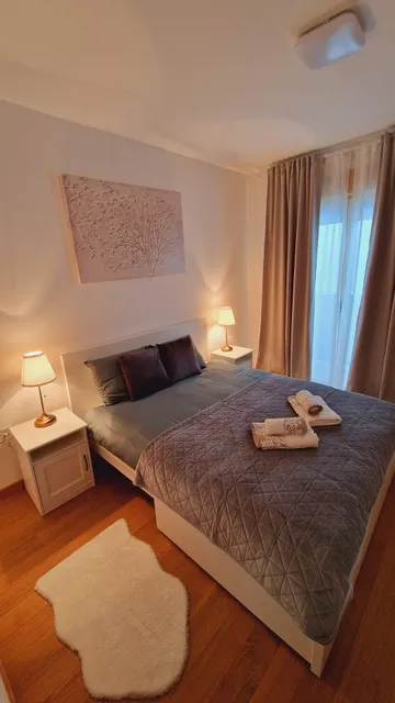 Apartment Lenkina Priča