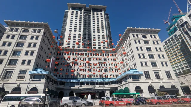 Peninsula - The Arcade