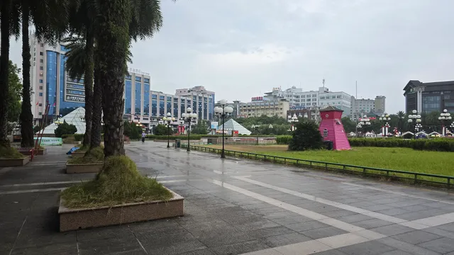 Guilin Central Square