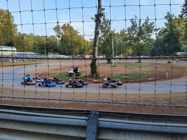 Shellhammer Dirt Track