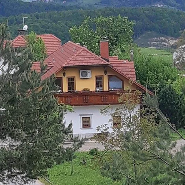 Dragica Kovač - Nosilka dopolnilne dejavnosti na kmetiji, Gracarjeva domačija