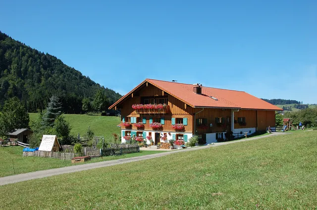 Auszeithof - Bauernhofurlaub - Familie Schädler