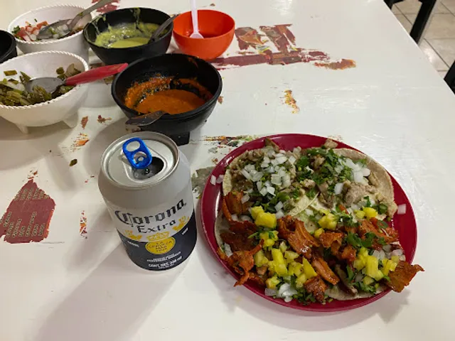 Taquería Los Carnales