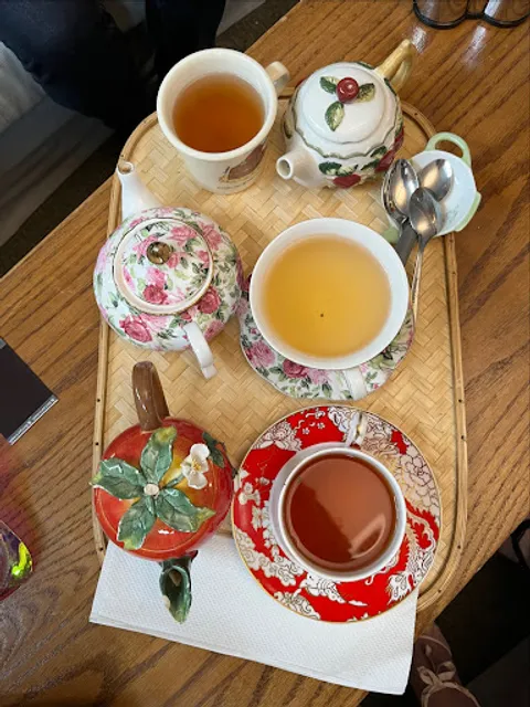 The Pauline Tea-Bar Apothecary