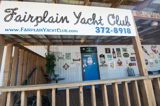 Fairplain Yacht Club