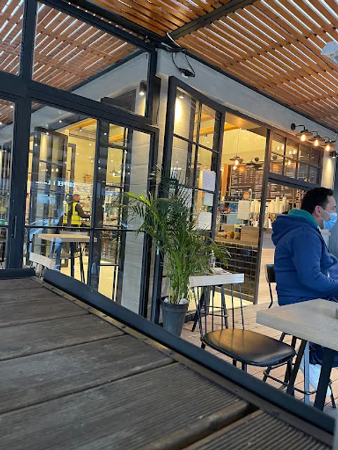 Coffee Berry Drama 01