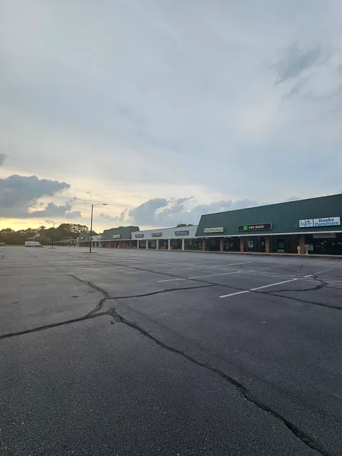 Sunrise Shopping Center