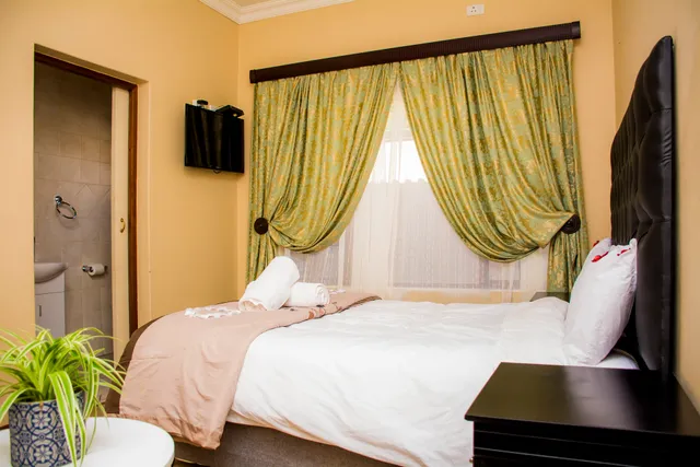 Covesto Guest House - Waterkloof Ridge