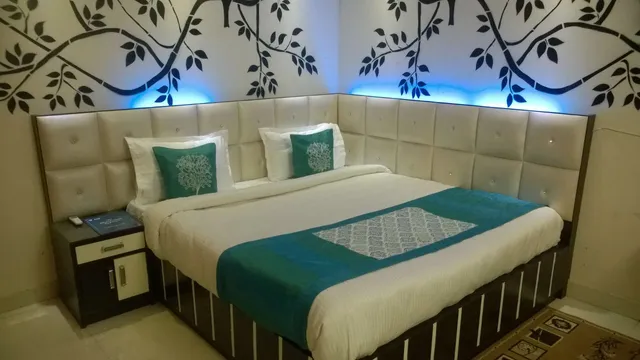 Short Stay Service Apartments In Vasant Kunj (ILBS+fortis+Spinal Hospital walking )