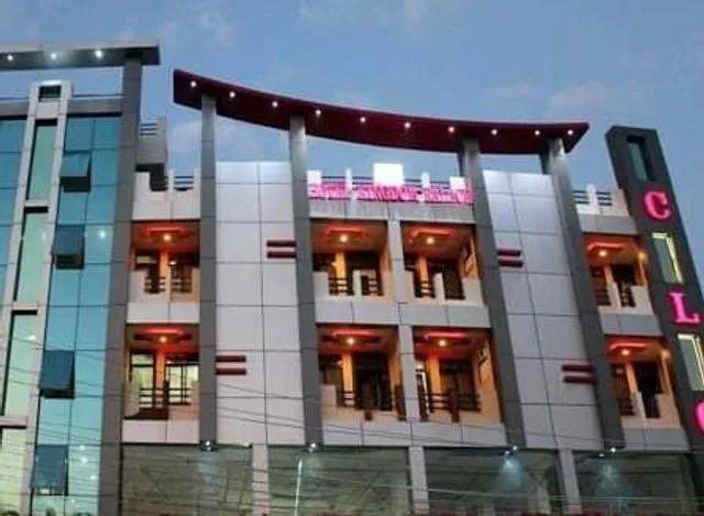 Hotel Kingdom Palace