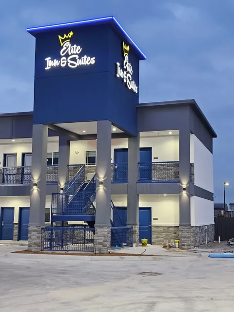Elite Inn & Suites