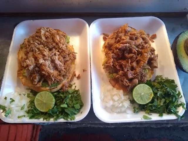 Carnitas El Paisa Lincoln