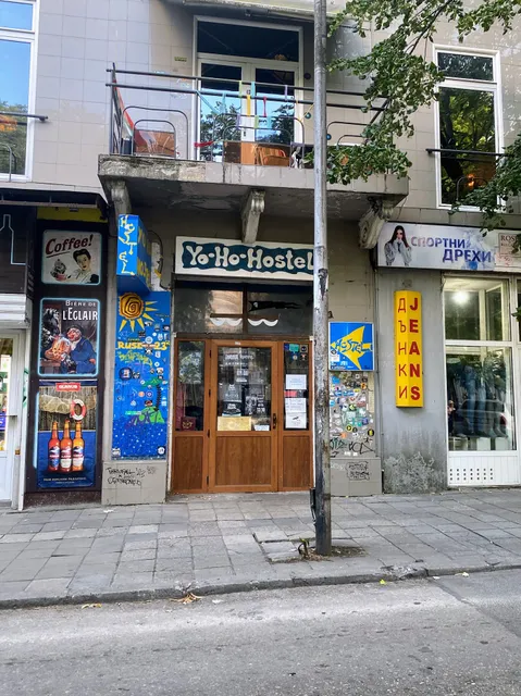 Yo-Ho-Hostel