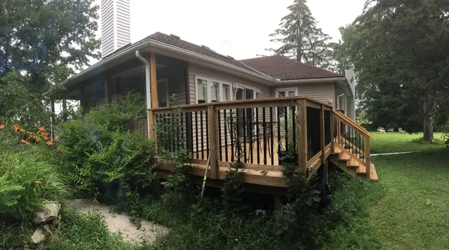 Pine Trees View Bungalow