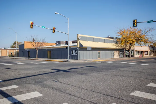 Azucar at Out And About