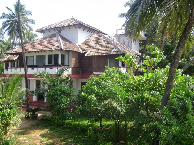 Mavalli Beach Heritage Home
