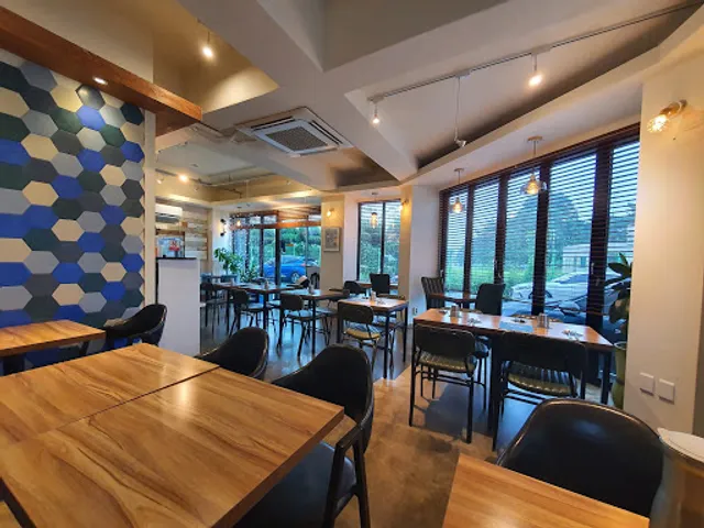 Malgm: Indian Restaurant