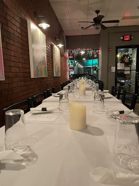 Vilorio’s Bar & Bistro