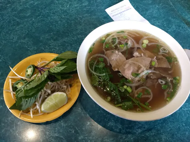 Pho Que Huong