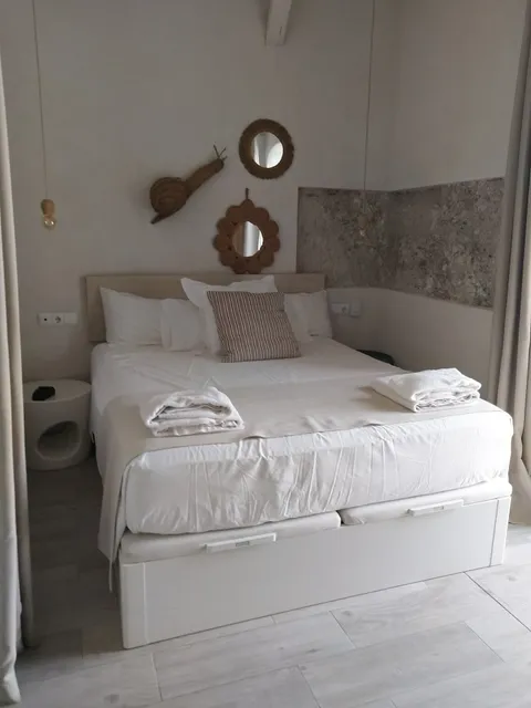 TOMAS IBARRA POOL & LUXURY, Seville