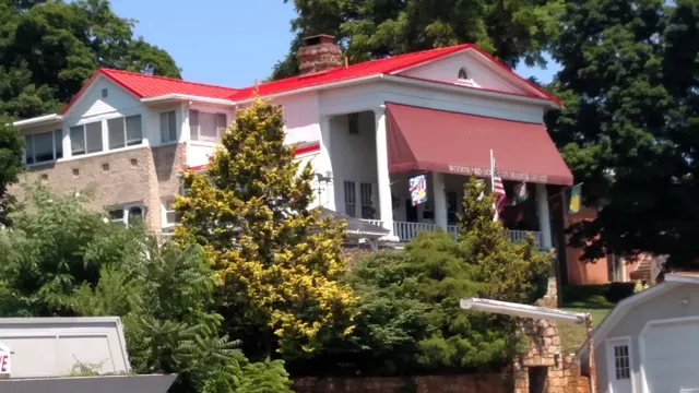 Woodward House On Manor Grade, B&B