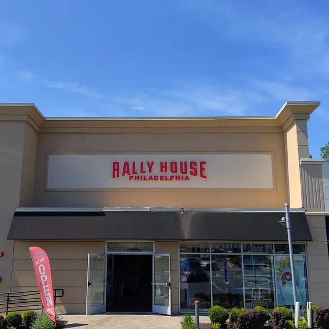 Rally House Wynnewood Square