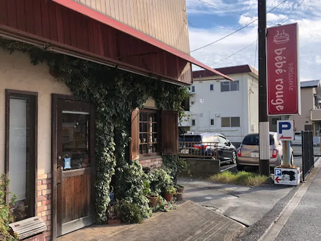 ベベ・ルージュ