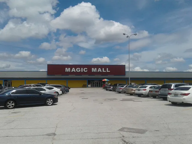 Magic Mall Plaza