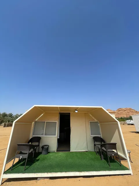 اكواخ وكرافانات واحة الفريد الريفي