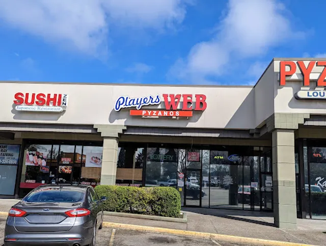 Pyzanos Lounge & Grill