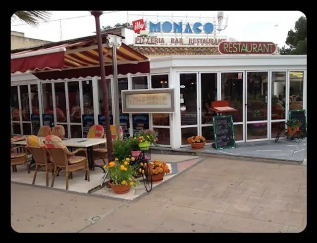 RESTAURANTE MÓNACO