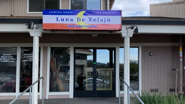 Luna de xelaju restaurant