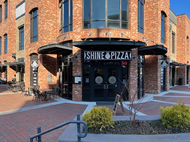 Shine Pizza