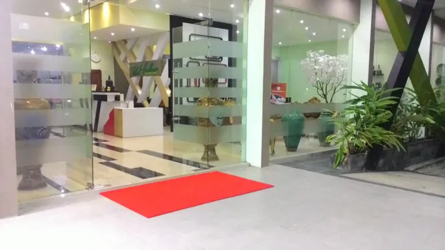 The Herlina Hotel & Resort