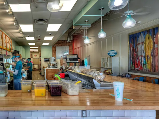 Tropical Smoothie Cafe