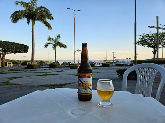 Restaurante e petisco do delio