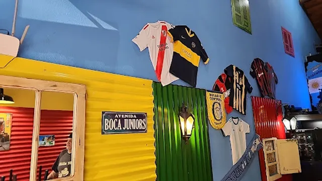 La Ninha Empanaderia Parrilla