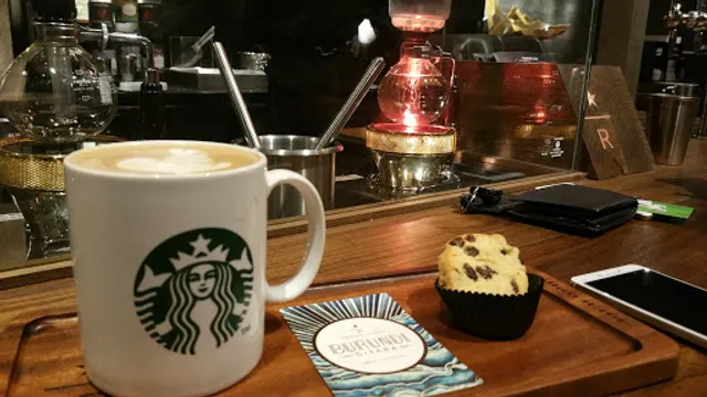 Starbucks Reserve - Pakubuwono