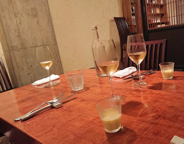 渋谷ワインバー On The Wine