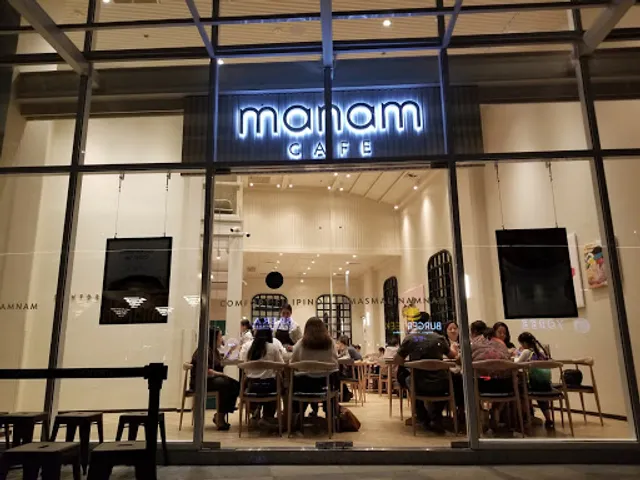 Manam Café