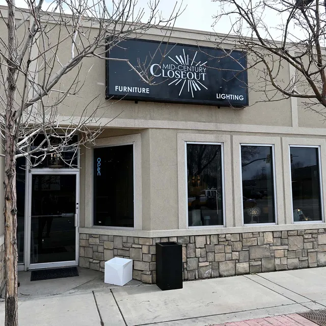 Mid-Century Closeout