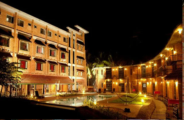 BTH Sarovaram Hotel & Vegetarian Restaurant