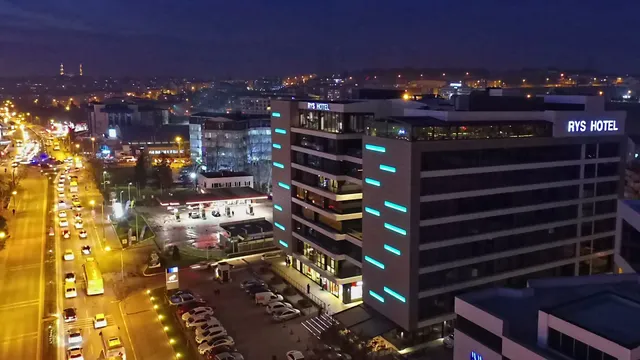 Rys Hotel & Restaurant