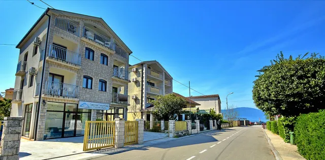 Apartments Marinic