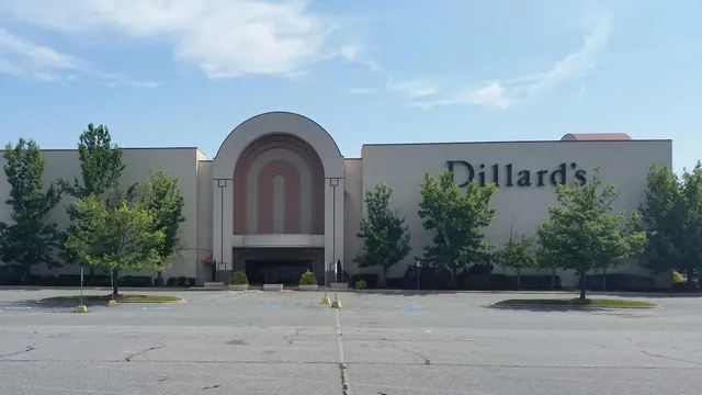 Dillard's Clearance Center