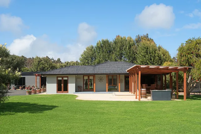 Redgate Forest Retreat